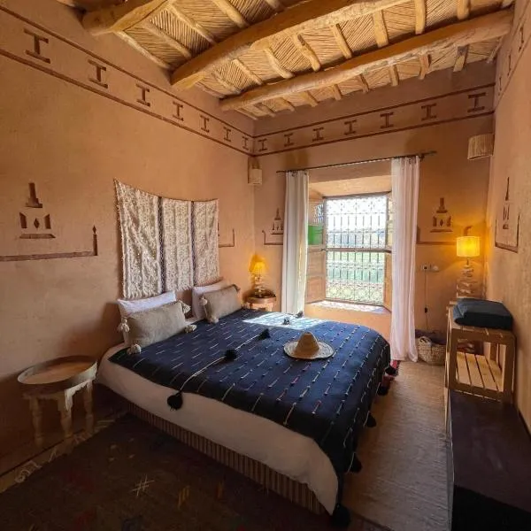 Maison d'hôtes IZZA, hotel v destinaci Kalaat M'Gouna