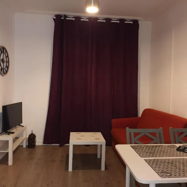 Appartement entier au RDC - Ideal pour travailleurs ou voyageurs en famille jusqu à 6p, hotel v destinaci Mulhouse