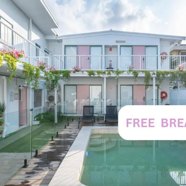 Surf Inn Boutique Backpackers - FREE BREAKFAST, hotel v destinaci Gold Coast
