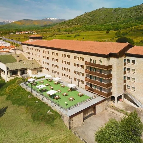Hospedium Hotel Mirador de Gredos, hotel v destinaci El Barco de Ávila