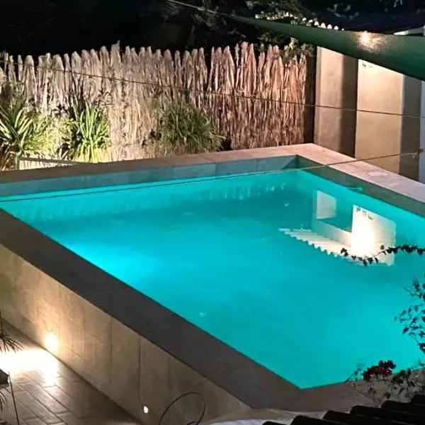 Costa azul para 15 personas、ソンソナテのホテル