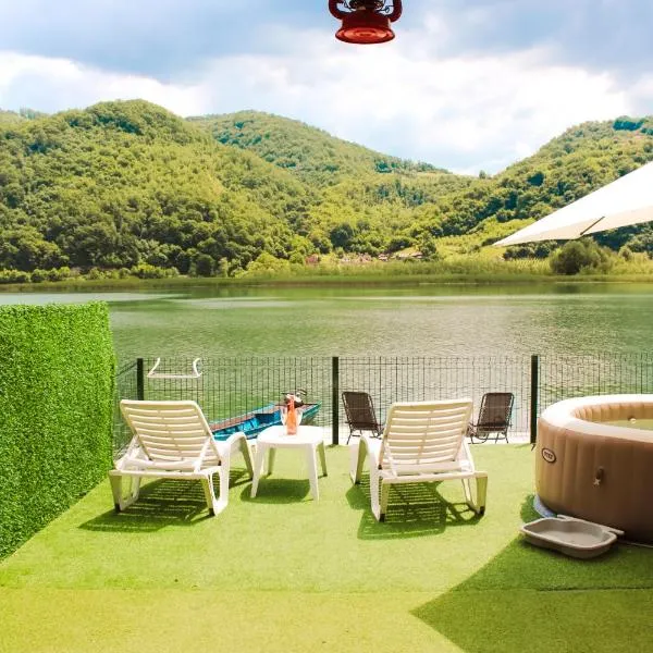 Drina River Retreat, hotel in Novo Selo