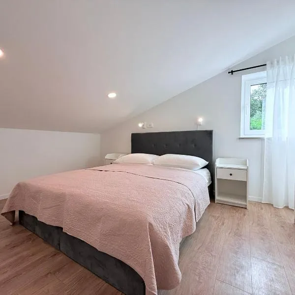 Apartment ONE, hotel i Mošćenička Draga