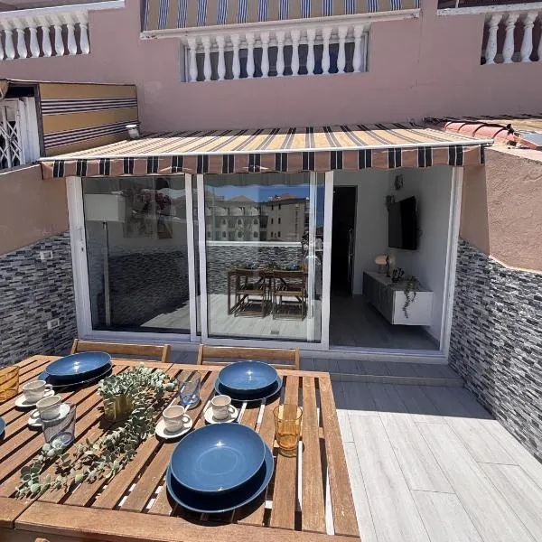 Serendipity Luz, Steps to Las Vistas, hotel in Los Cristianos