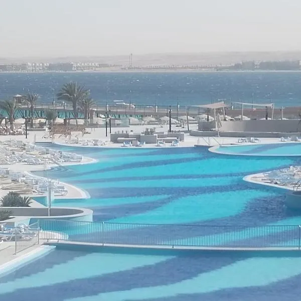 Serenity Sky Arc Resort - Sahl Hasheesh, hotel v destinaci Hurghada