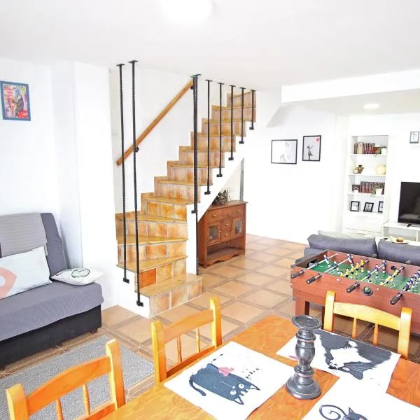 Gran Piso con Parking Privado, Hotel in Sabiñánigo