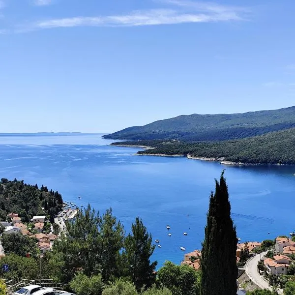 Ivana Apartment, hotel v destinaci Rabac