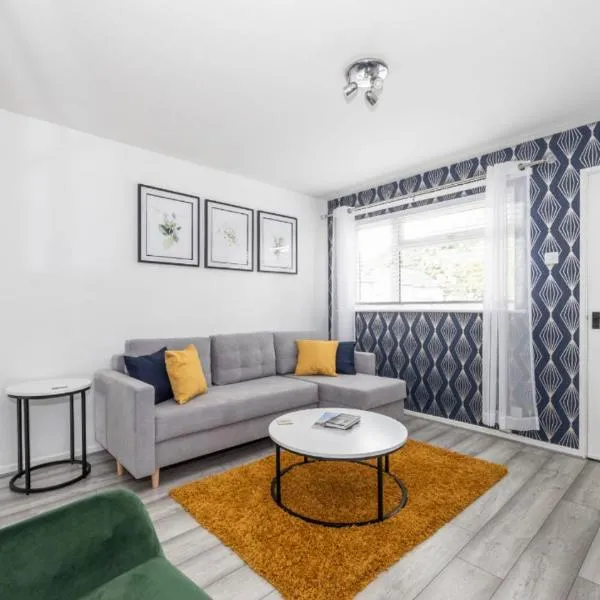 Executive One Bedroom Maisonette - Garden Access & Free Parking - Prime Location โรงแรมในลูตัน