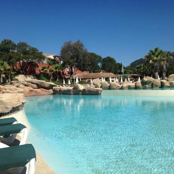 Appartement Les Restanques du Golfe de Saint-Tropez, hotel v destinácii Grimaud