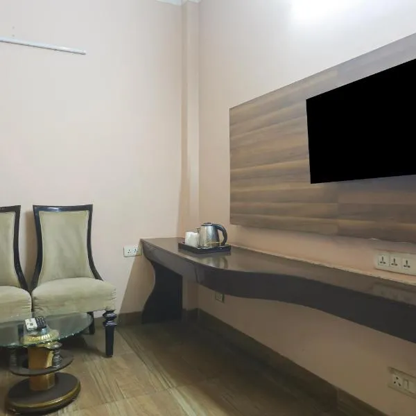 Swastik residency Paschim Vihar by twamev photo 2