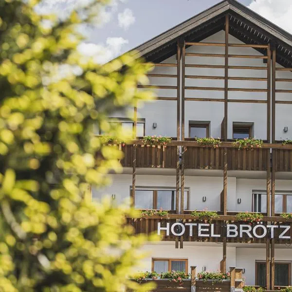 Hotel Brötz, hotel in Rasùn di Sotto