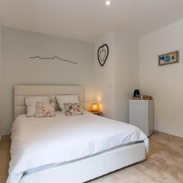 La Chambre de Mijeane, hotel v destinaci Gémenos