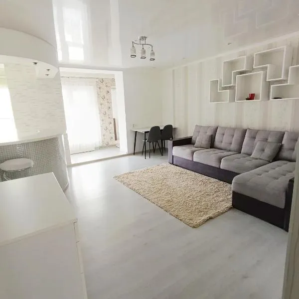 KMOD Studio, hotel v destinaci Komrat