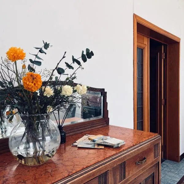 In nduuk，位于Lo-Reninge的酒店