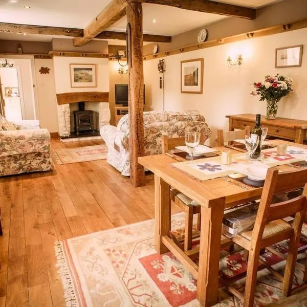 Charming Welsh Cottage, hotel en Johnston