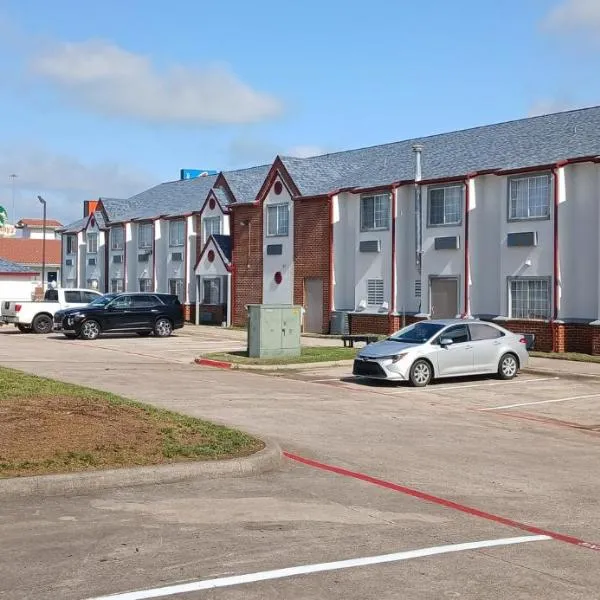 Red Roof Inn & Suites Euless - DFW Airport Southwest, hotel v destinaci Euless