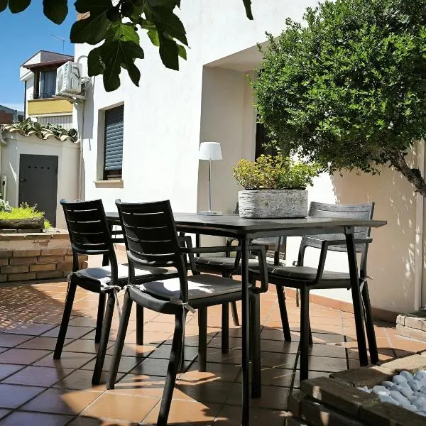 Bidda Mores Appartamenti- I Velieri, hotel in Capoterra