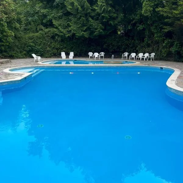 Holiday home, Camelford, Cornwall, hotel i Camelford