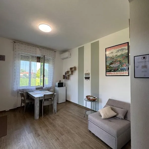 Casa di Sara - Foresteria, hotel v destinaci Zanica