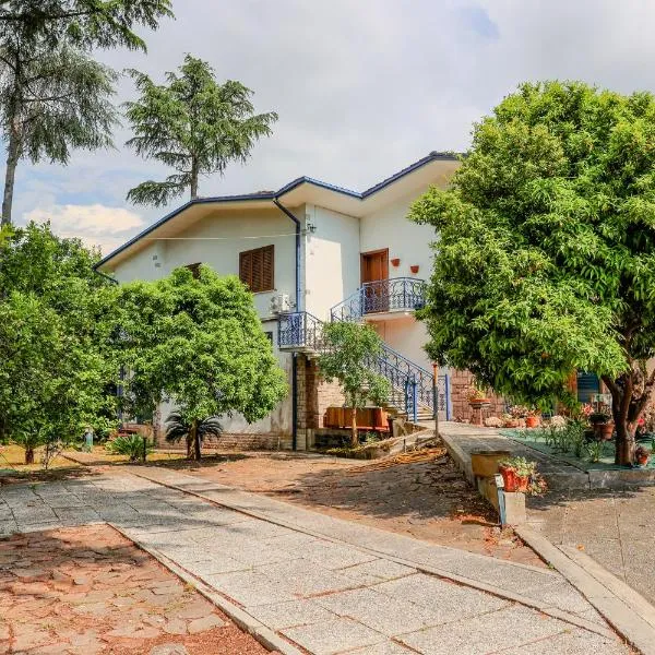 Villa Pina, отель в городе Priverno