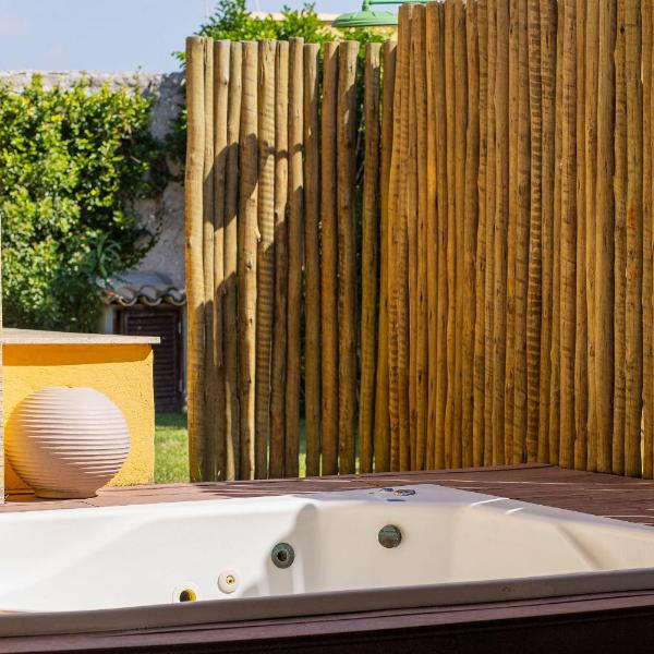Casa com 4 Quartos & Jacuzzi em Búzios | CBC 16