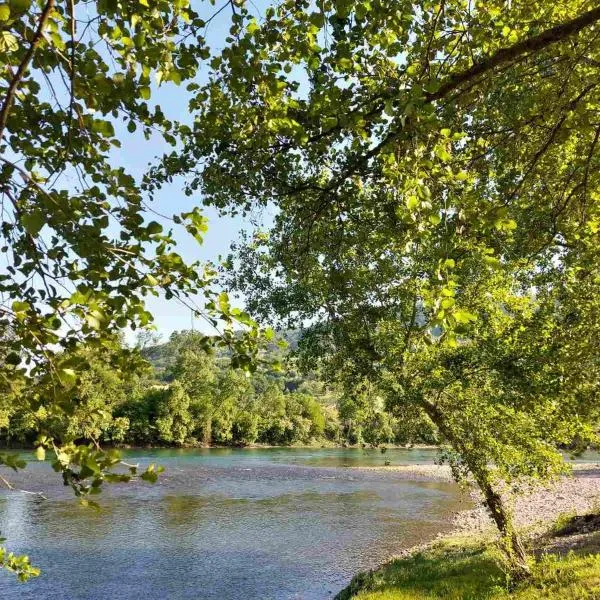 JANTAR- rustična kuća, ξενοδοχείο σε Crnča