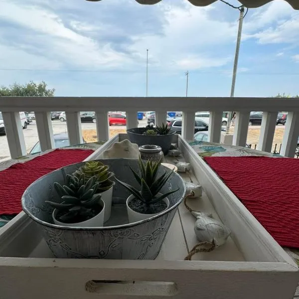 Seaside House, hotel in AgiaKampos