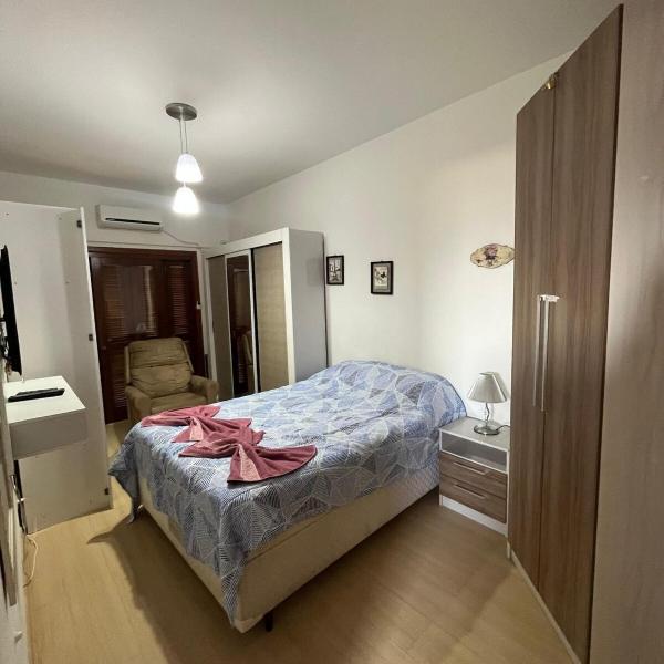 Confortável apartamento no centro de Canela - Foto 2