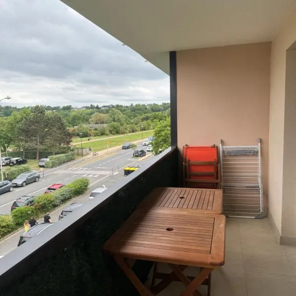 AZhome, hotel in Villers-sur-Mer