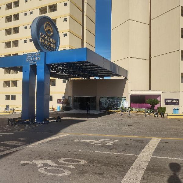 flat 2 qtos Golden Dolphin Roberto Imoveis