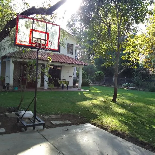 Linda casa de campo con todas las comodidades de la ciudad – hotel w mieście Cochabamba