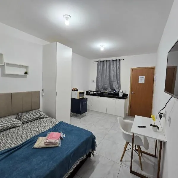 Flat completo a 5 minutos apé de mercado, farmácia, hotel v destinaci Aparecida de Goiania