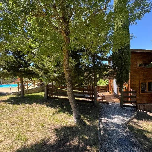 Oyana, hotel em Montgradail