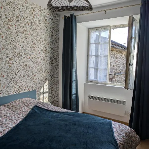 Le studio du Sabotier, hotel em Oradour-Saint-Genest