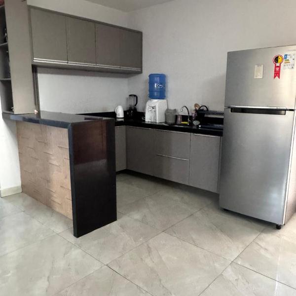 Casa 4 quartos, piscina privativa, 3 suíte geradeila smart tv ar-condicionado - Foto 5