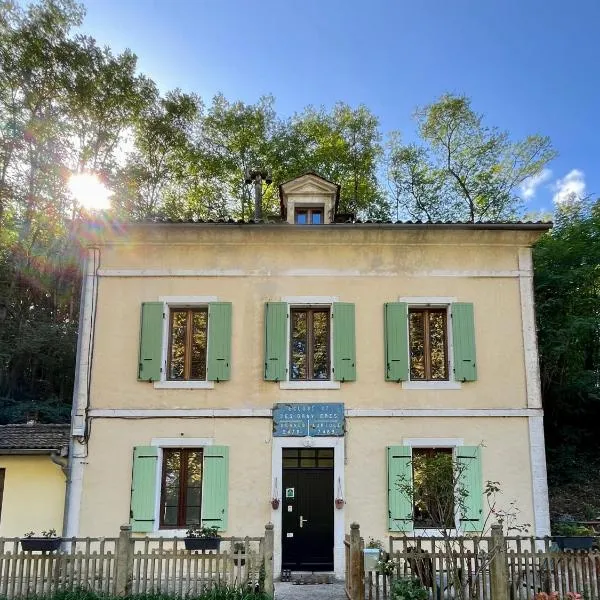 Maison Eclusière le Coup de Pompe, hotel v destinaci Meilhan-sur-Garonne