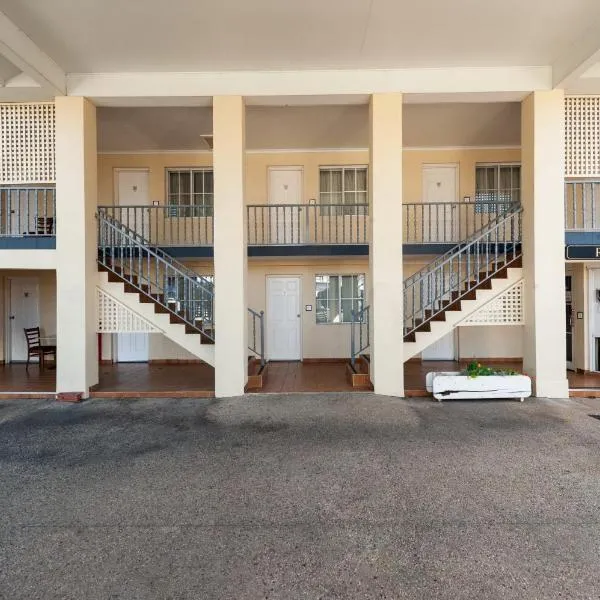 Albury Georgian Motel & Suites, hotel v destinaci Albury