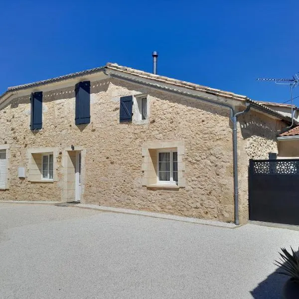 Gîte 8 personnes – hotel w mieście Sainte-Croix-du-Mont