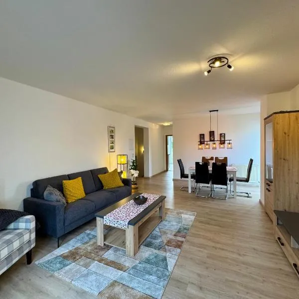 Stilvolle Erholungsoase am Berg, Ruhig & modern - Elli M18 - Frankenwald Apartments – hotel w mieście Stadtsteinach