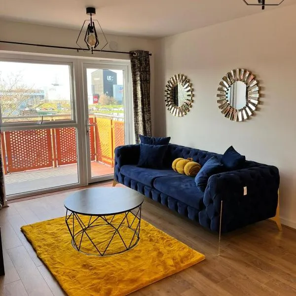 Lakeside Apartment - 2 Bed, Free Parking, hotel in West Thurrock