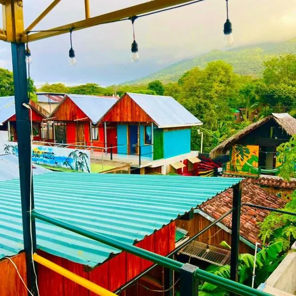 Lazy Crab Hostel, hotel en Balgue