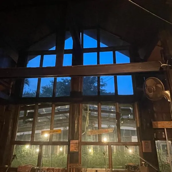 Muangkham Peaceandlove Farm, hotel v destinaci Ban Doi Hang