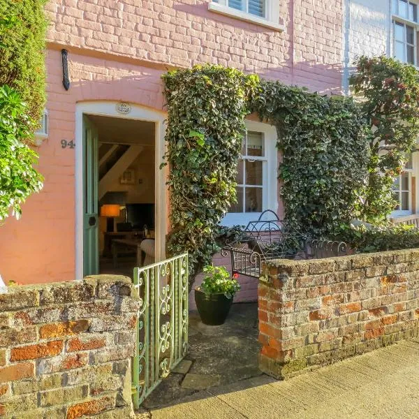 Ivy Cottage: Aldeburgh şehrinde bir otel