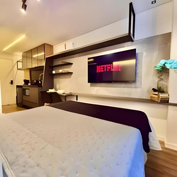 Moderno, Studio com piscina