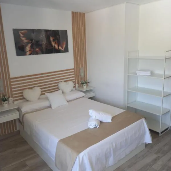 Estudio coqueto las naciones, hotel Benalmádenában
