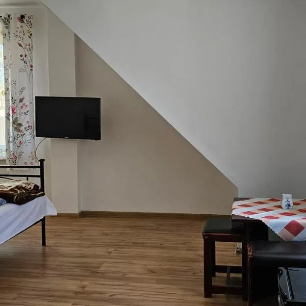 Pokoje U Wandy, hotel v destinaci Leba