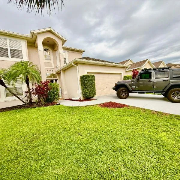 Grand Village 4BR Pool Home near Disney Parks、ダベンポートのホテル