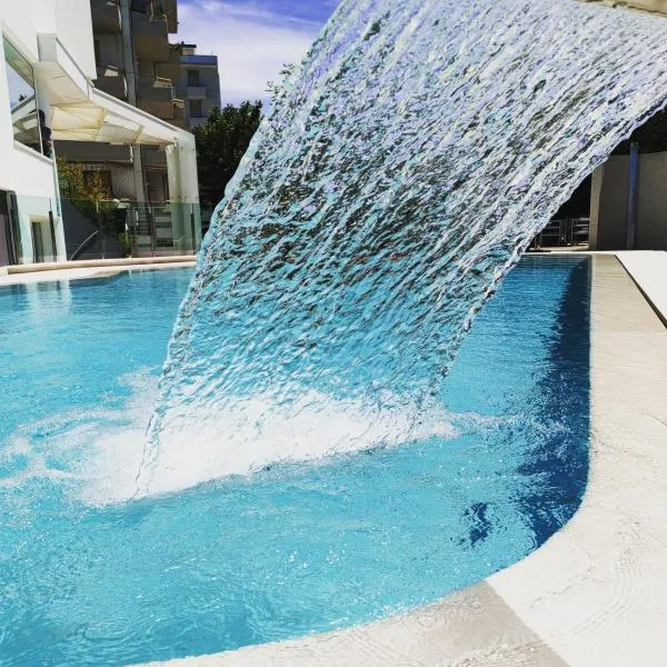 Acapulco Hotel, hotel din Cattolica