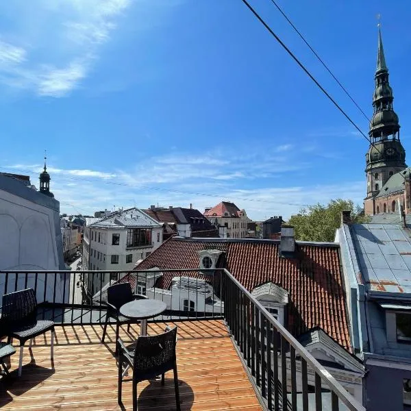 Heart of Saint Peter Apartments, hotel in Rīga