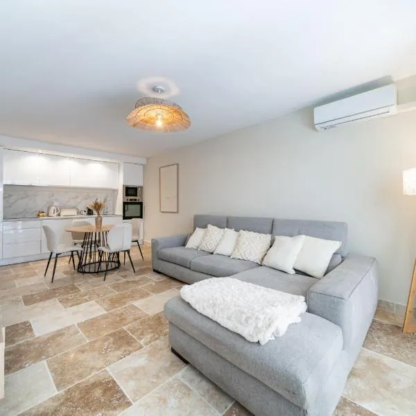 Two Bedroom Appartment - Cannes, hotel v Cannes